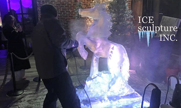3D Unicorn Live Ice Event